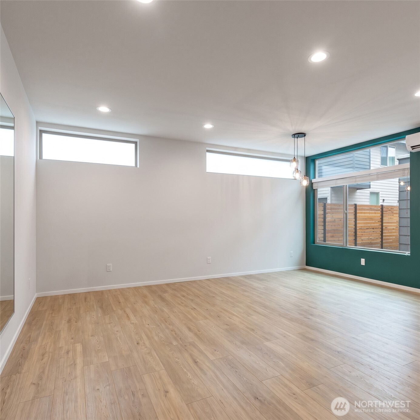 8015 Mary Avenue D Property Photo 7