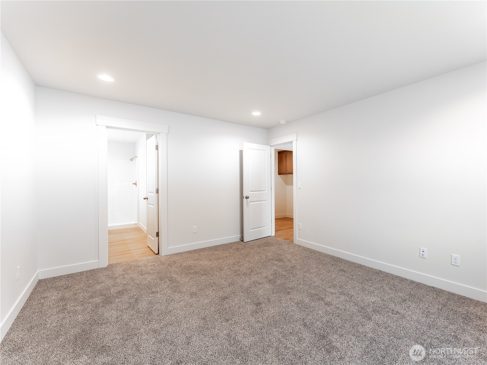 186 Salmon Drive Property Photo 17