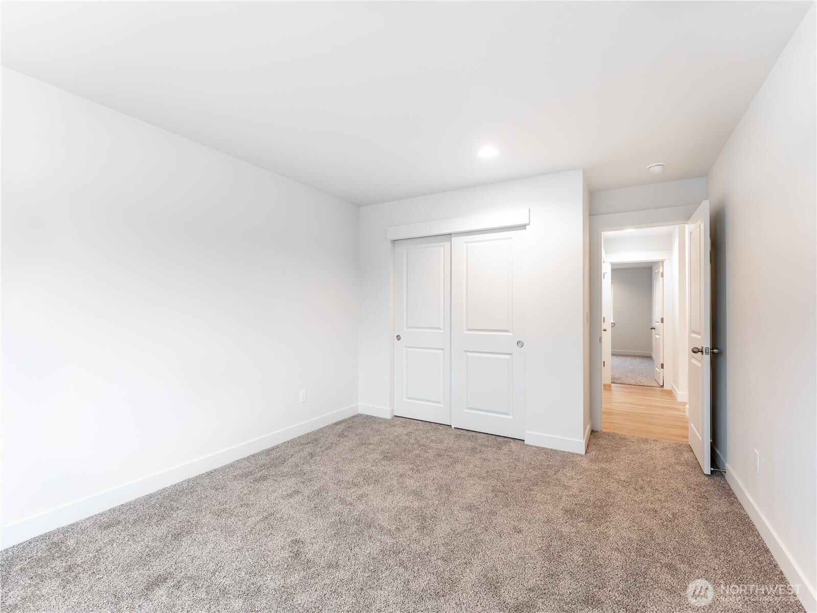 186 Salmon Drive Property Photo 28