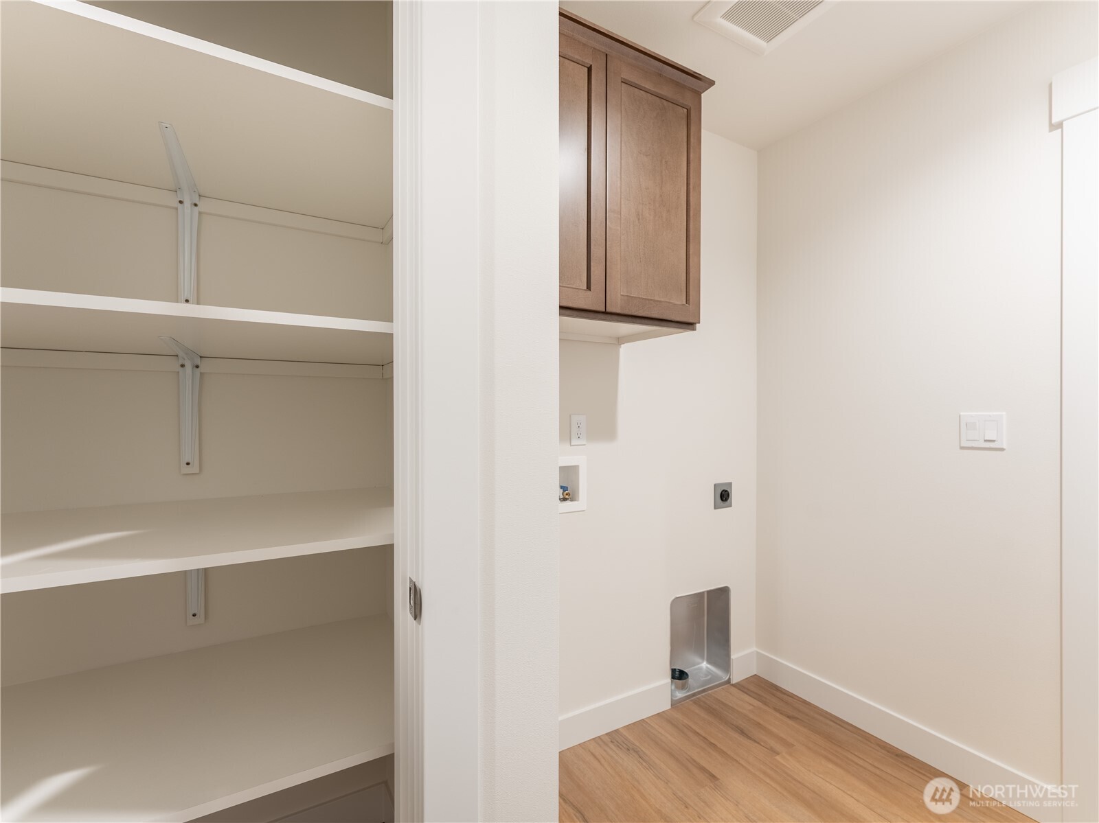 186 Salmon Drive Property Photo 31