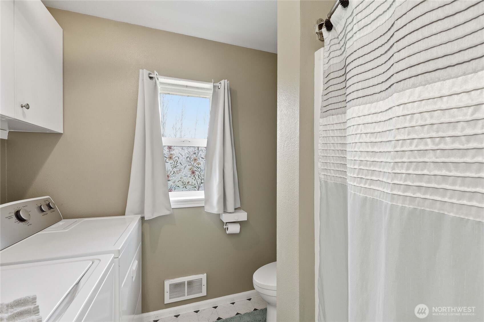 331 Bachelor Road Property Photo 18