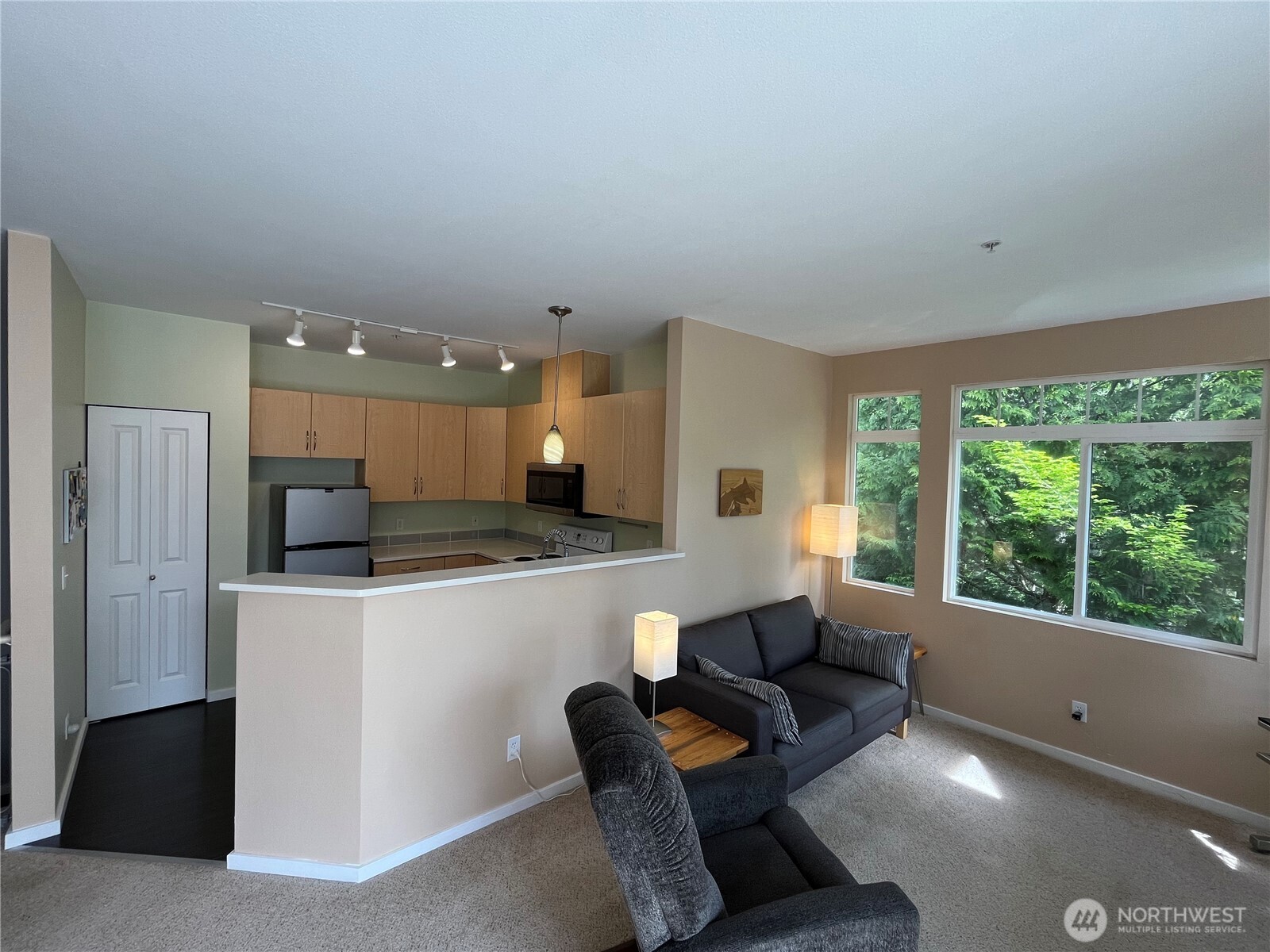 746 241st Lane K6 Property Photo 10