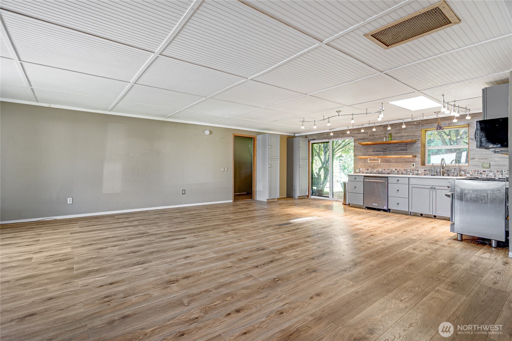 816 Vine Circle Property Photo 11