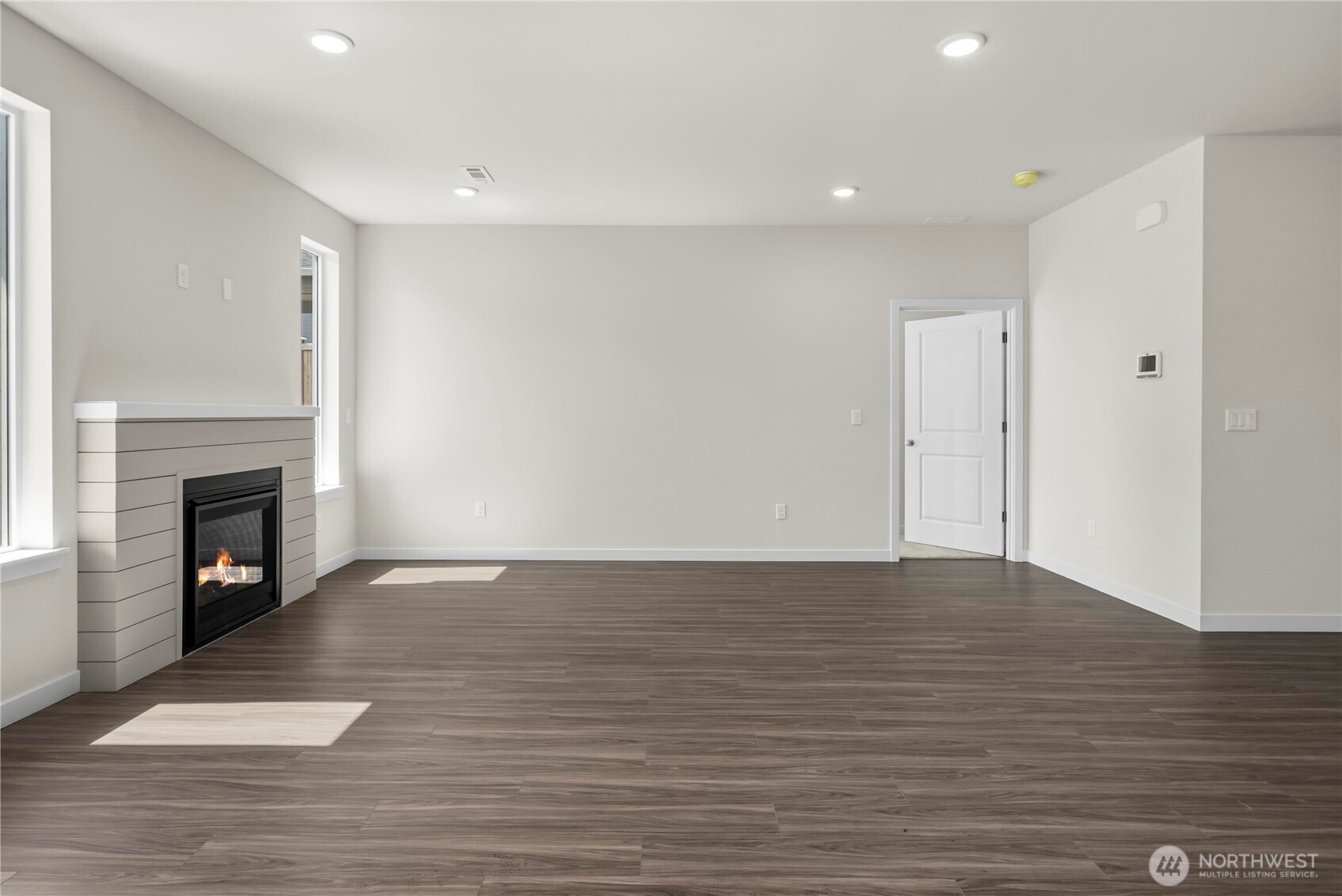 5981 Thornhill Avenue Property Photo 13
