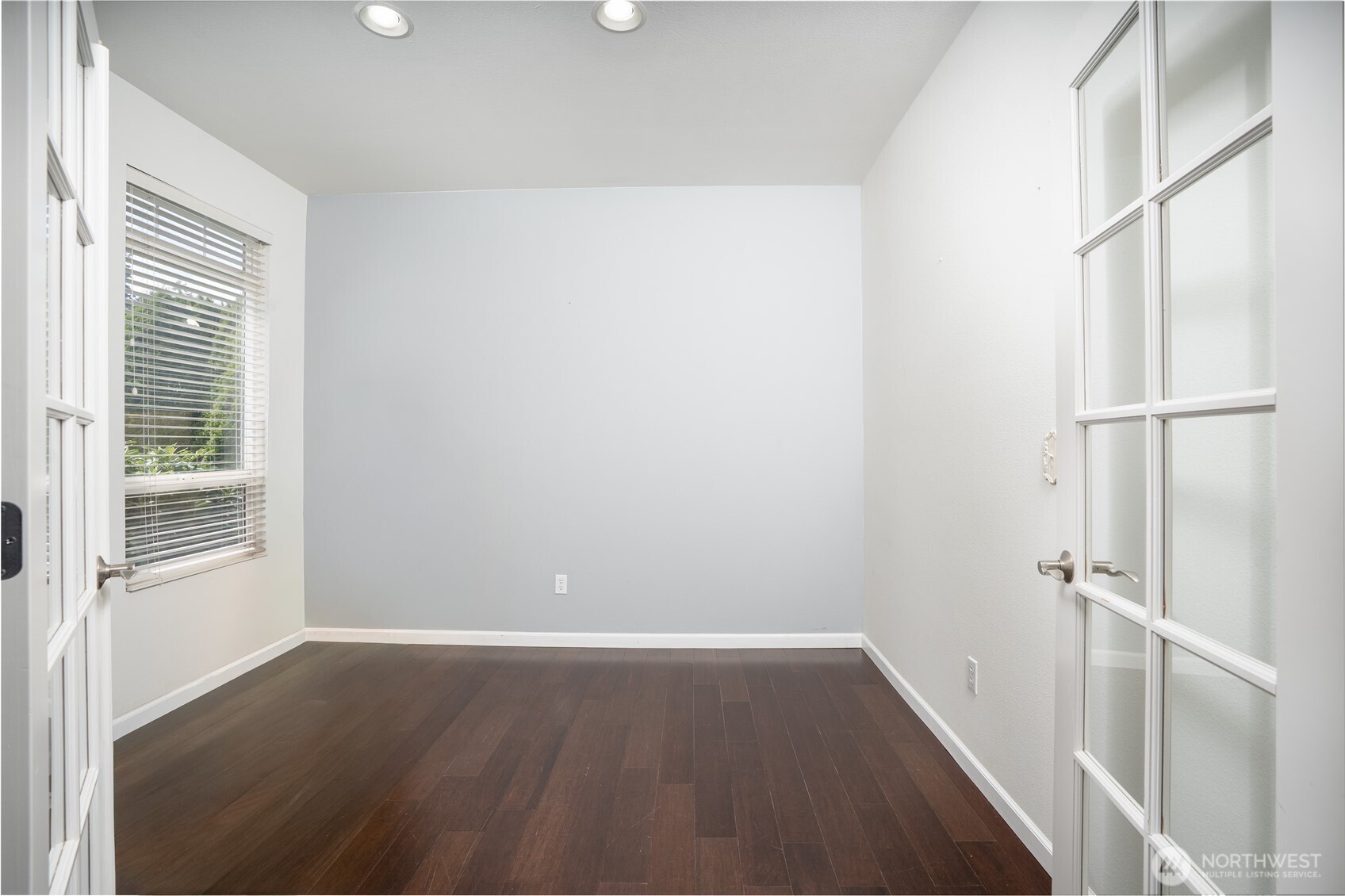 6533 63rd Street Property Photo 4