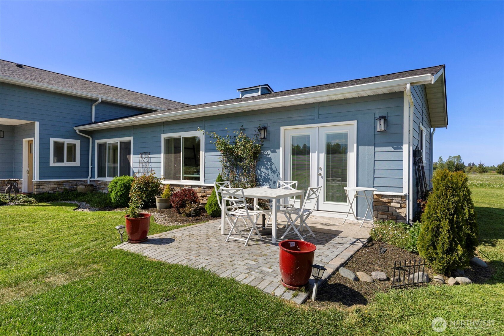 93 Buttercup Lane Property Photo 33