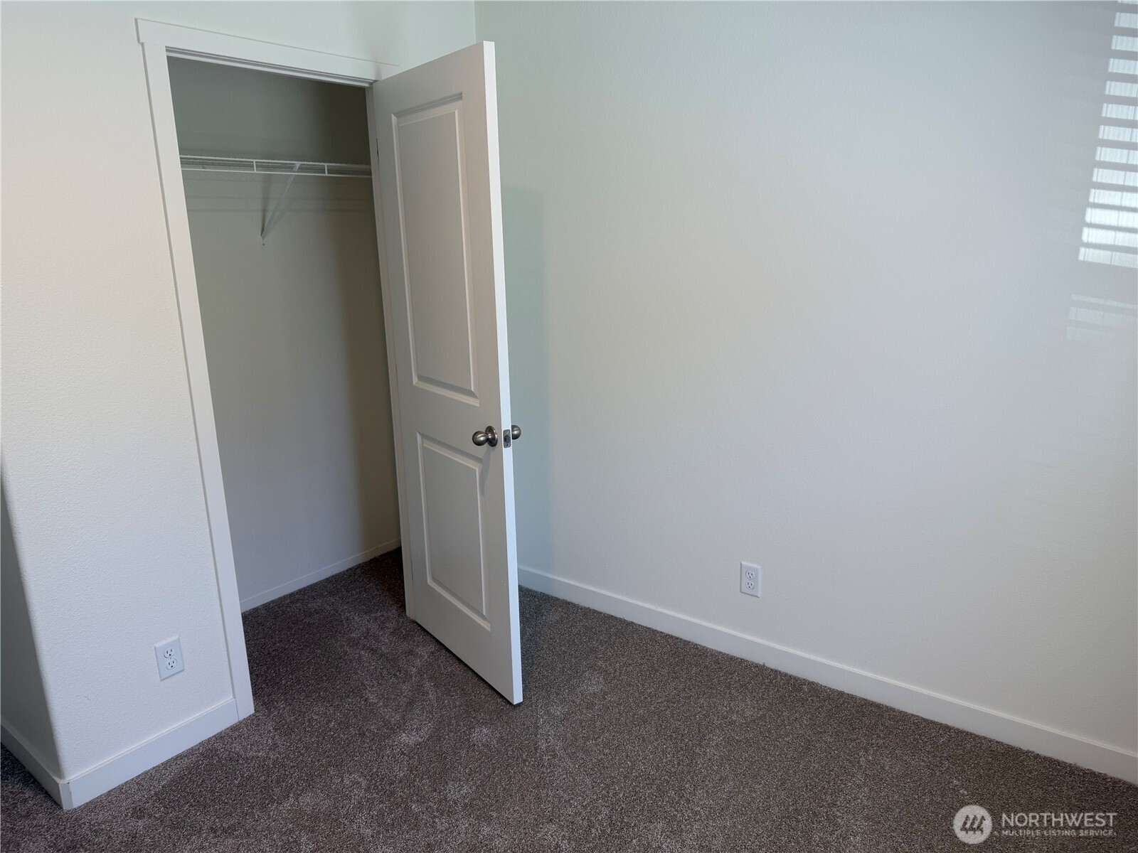 402 Maple Avenue 10 Property Photo 12