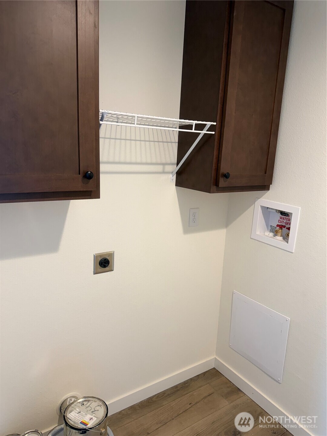 402 Maple Avenue 10 Property Photo 16