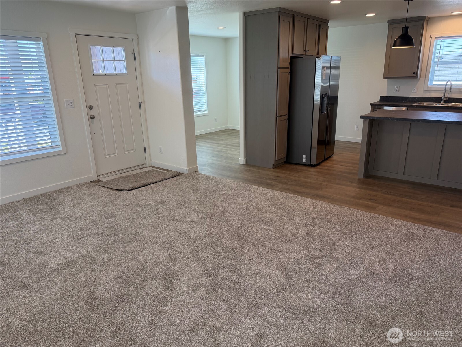 402 Maple Avenue 78 Property Photo 7