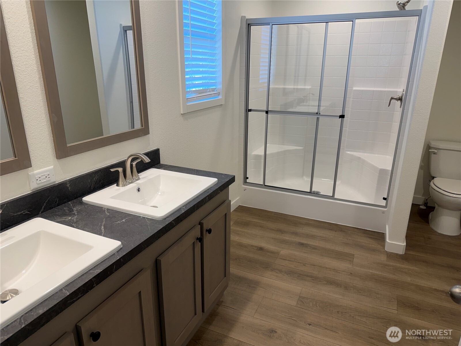402 Maple Avenue 78 Property Photo 11