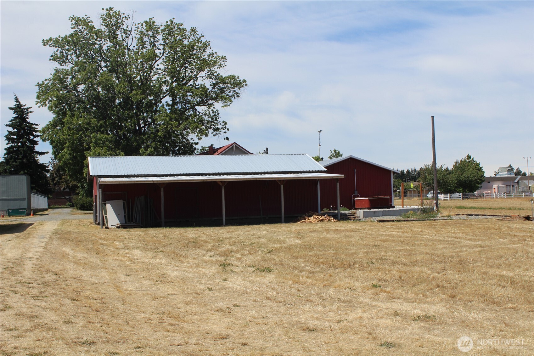 550 N Sequim Avenue Property Photo 11