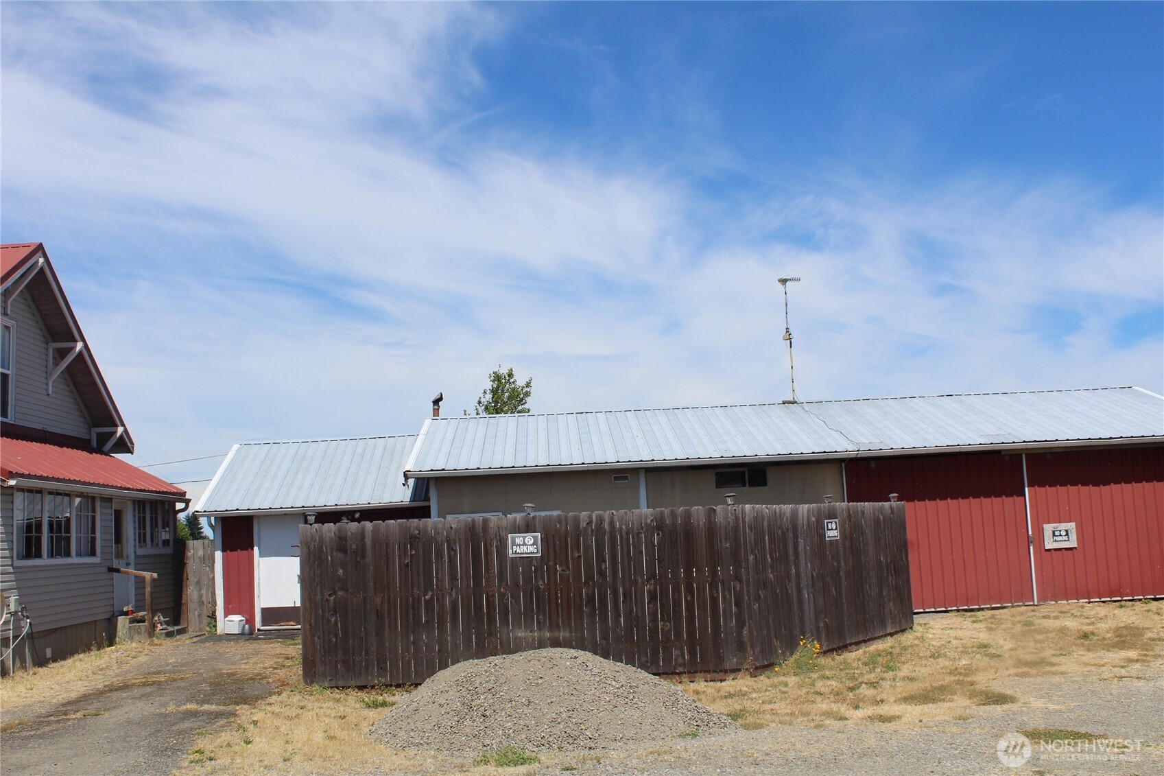 550 N Sequim Avenue Property Photo 17