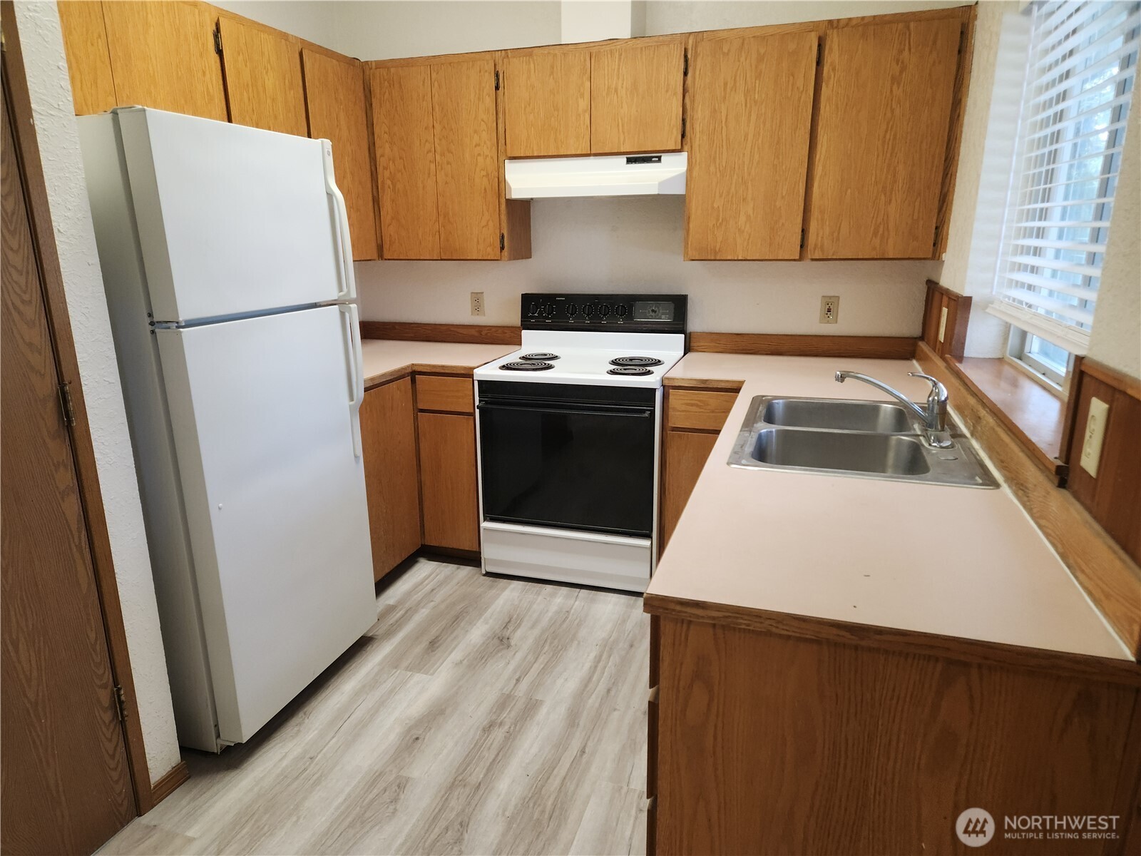 615 5th Street Property Photo 8