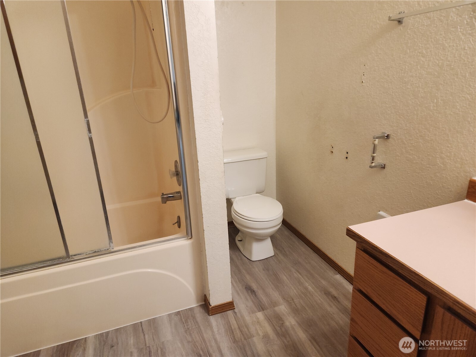 615 5th Street Property Photo 9