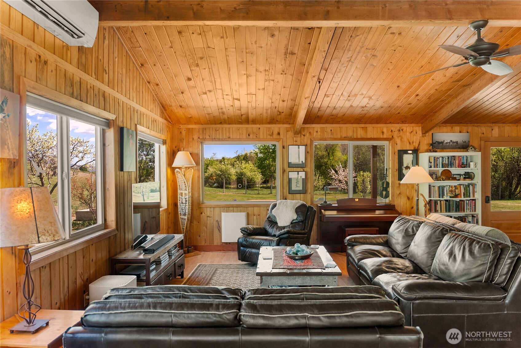 446 Rendezvous Road Property Photo 9