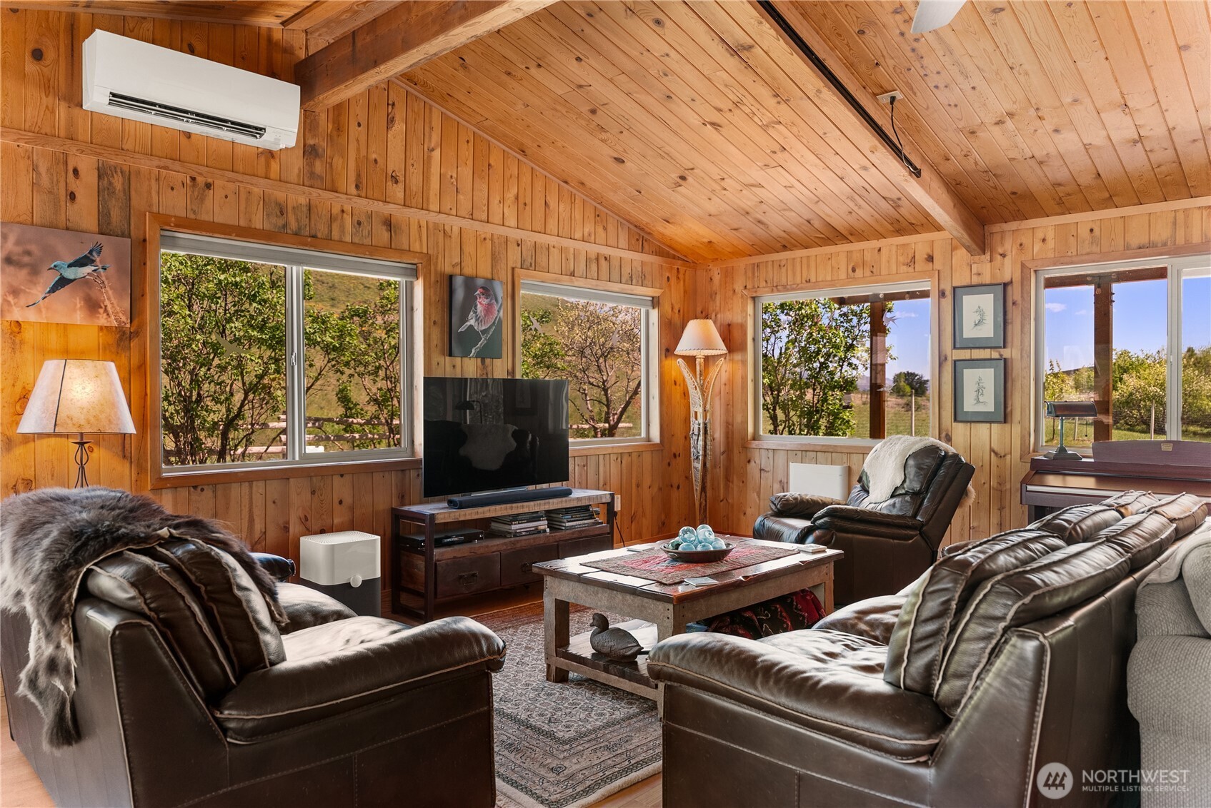 446 Rendezvous Road Property Photo 10