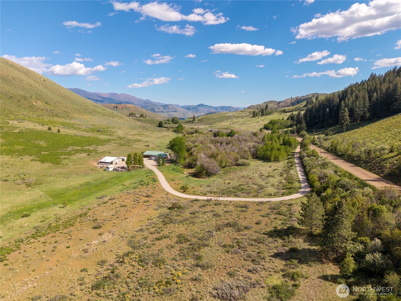 446 Rendezvous Road Property Photo 34