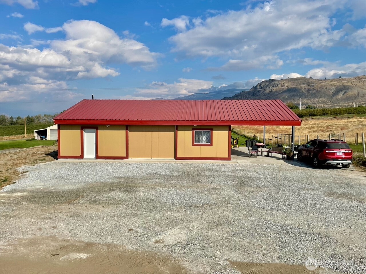 136 Eastlake Road Property Photo 5