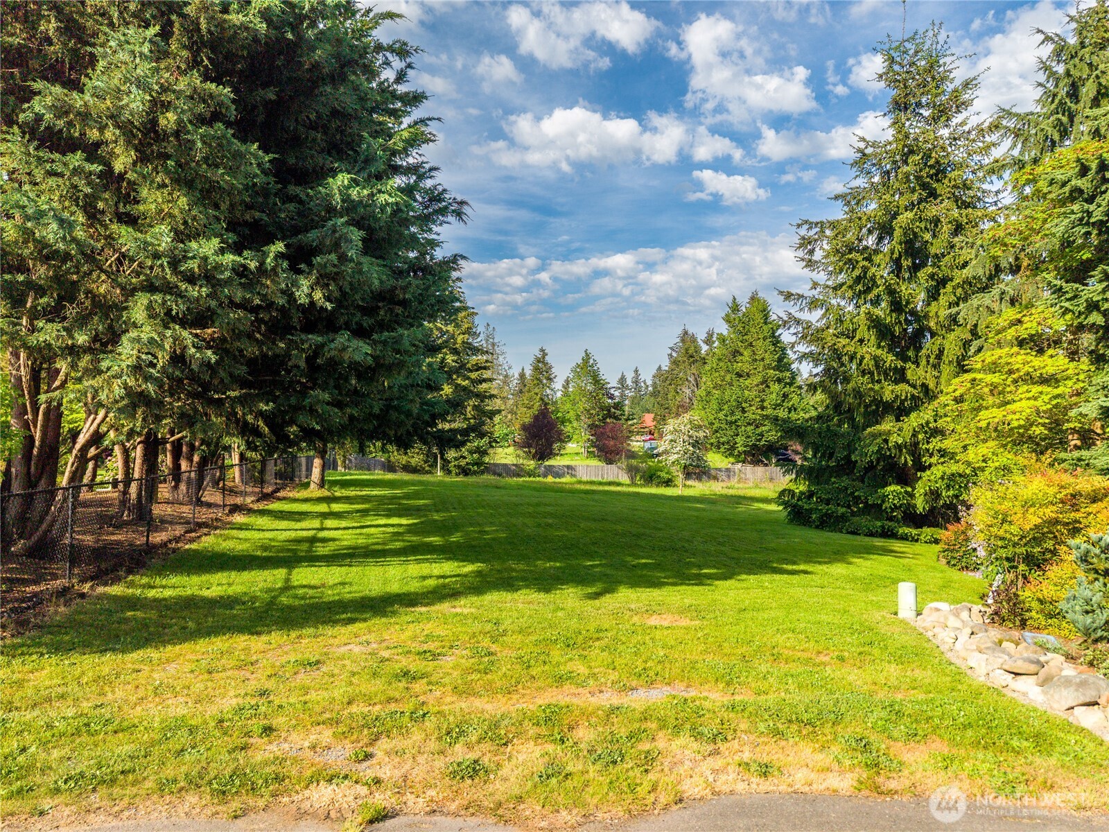 23421 Rim Road Property Photo 13