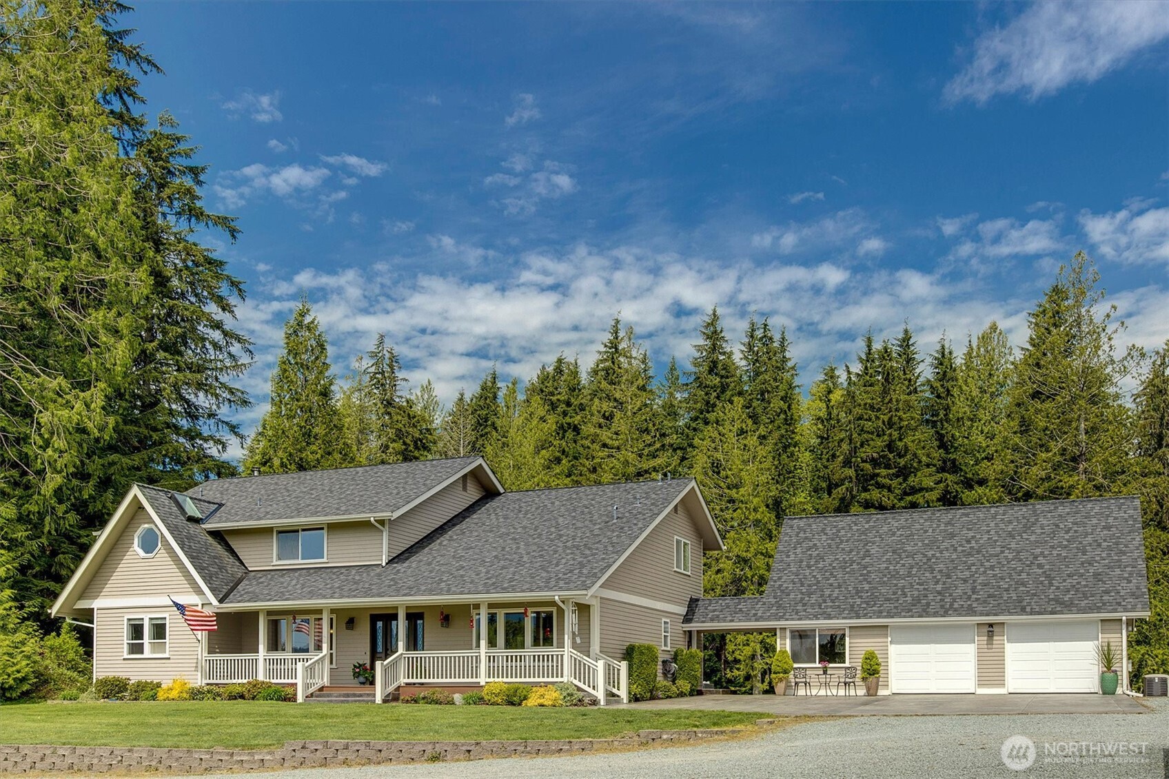 14214 Woods Lake Road Property Photo 1
