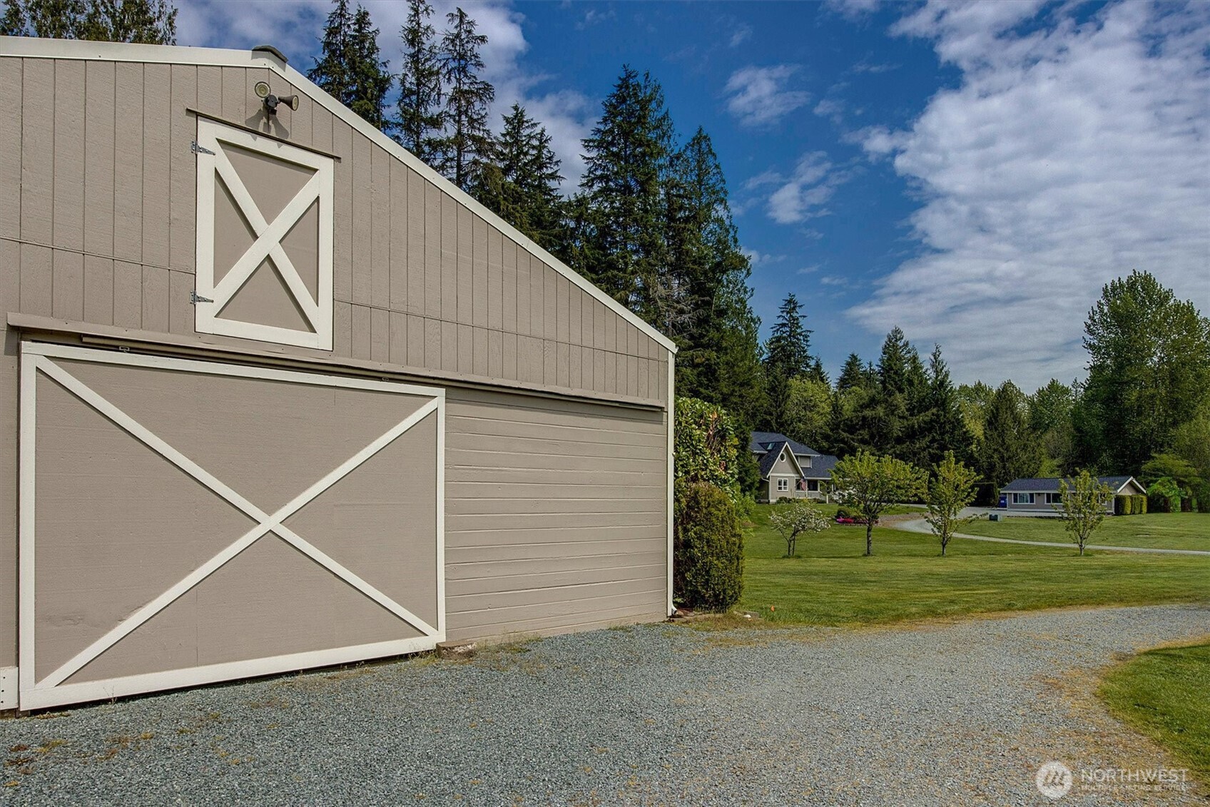 14214 Woods Lake Road Property Photo 2