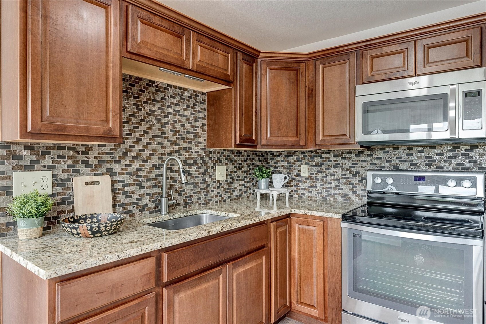14214 Woods Lake Road Property Photo 29