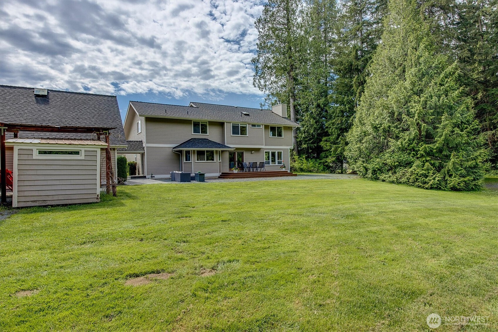 14214 Woods Lake Road Property Photo 32