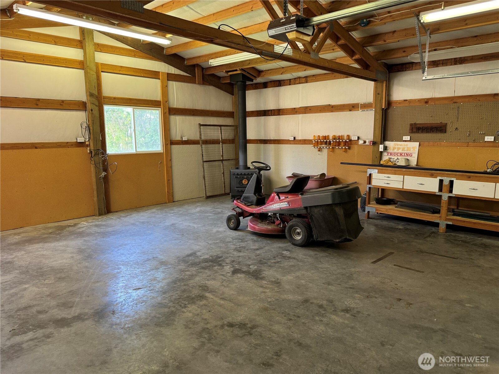 908 S 6th Property Photo 34