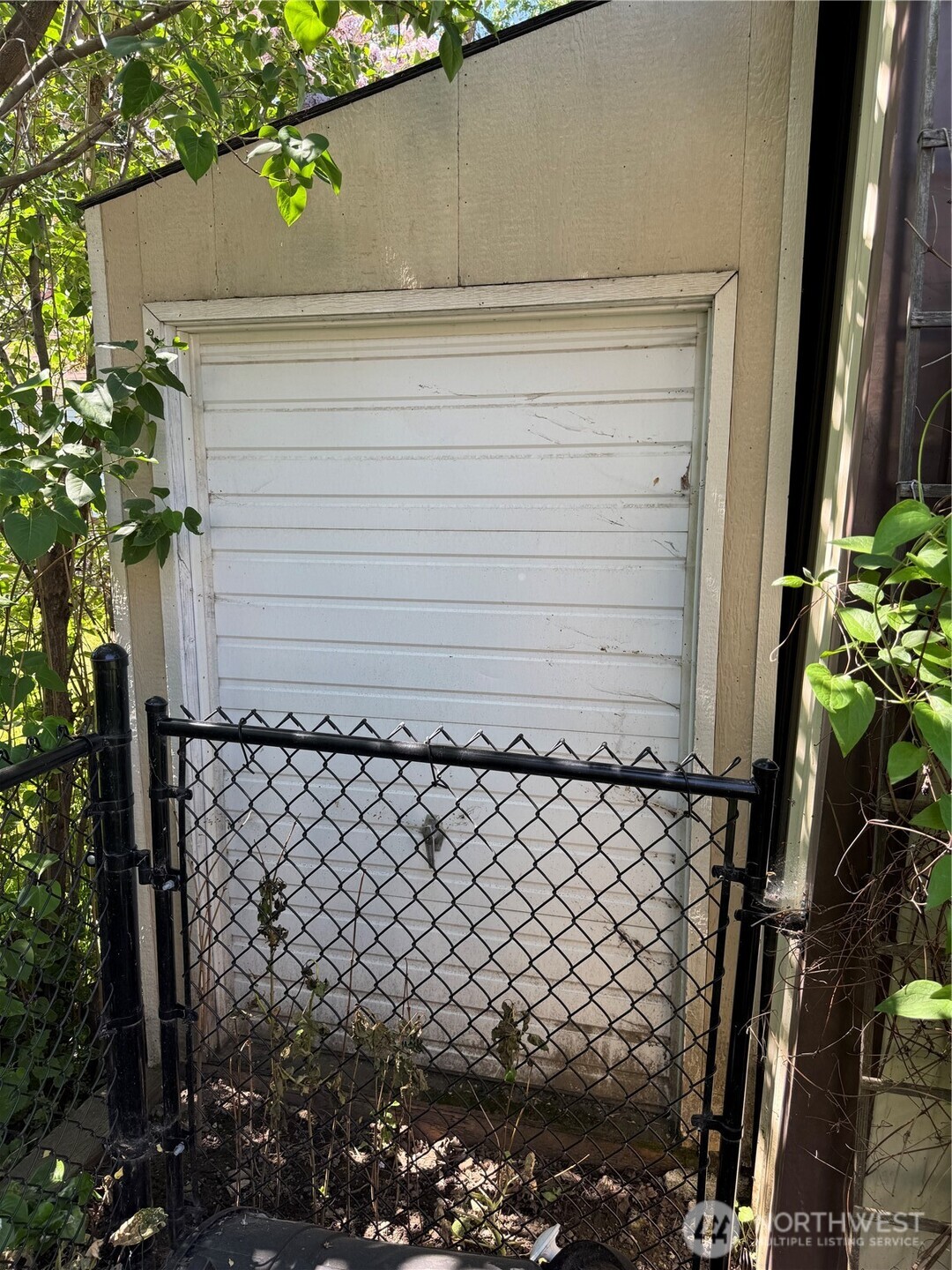 908 S 6th Property Photo 36