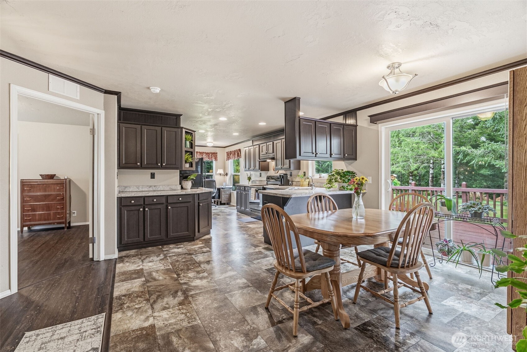 1047 Beaver Creek Road Property Photo 11