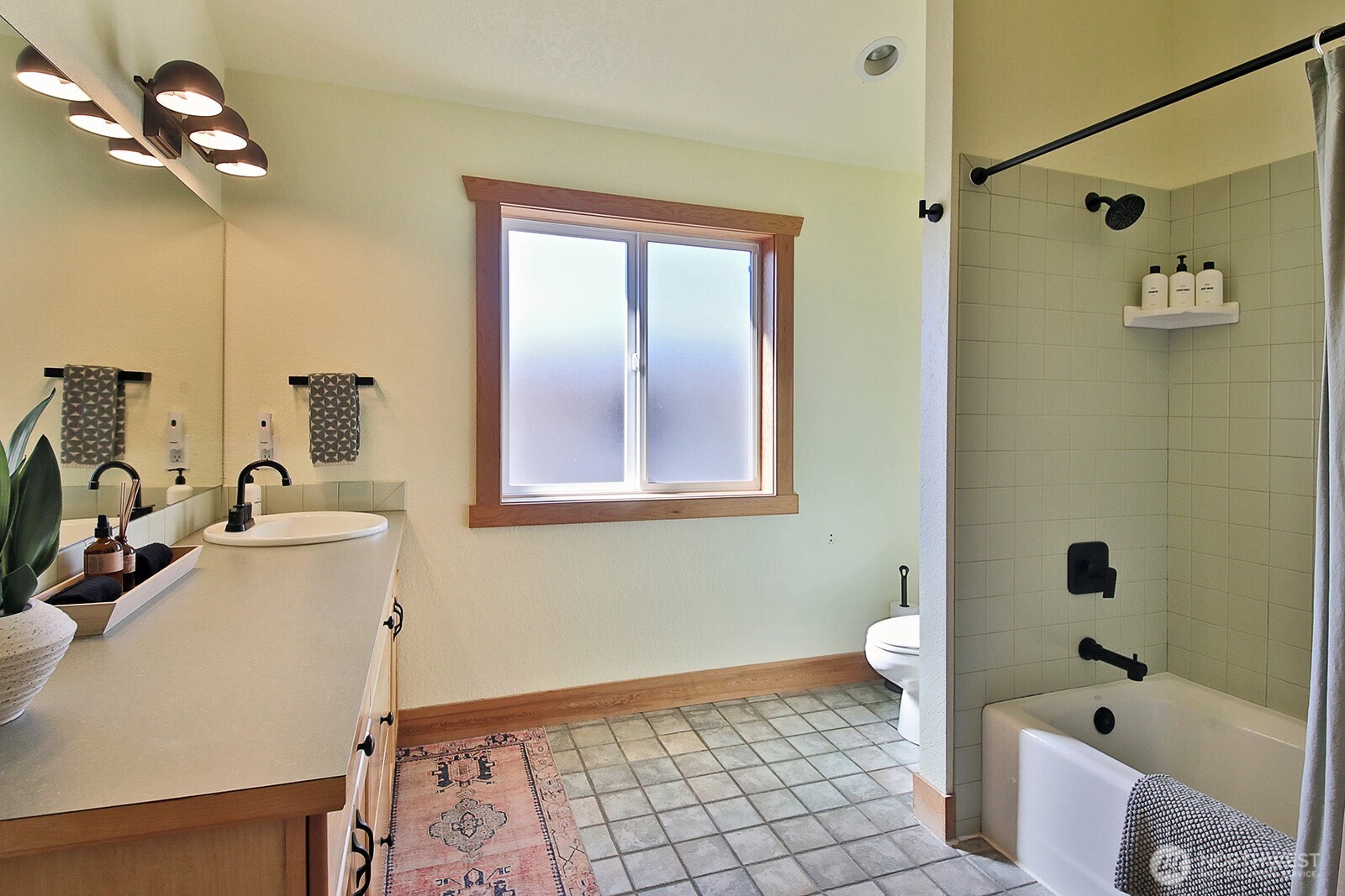 2633 Sunlight Beach Road Property Photo 27