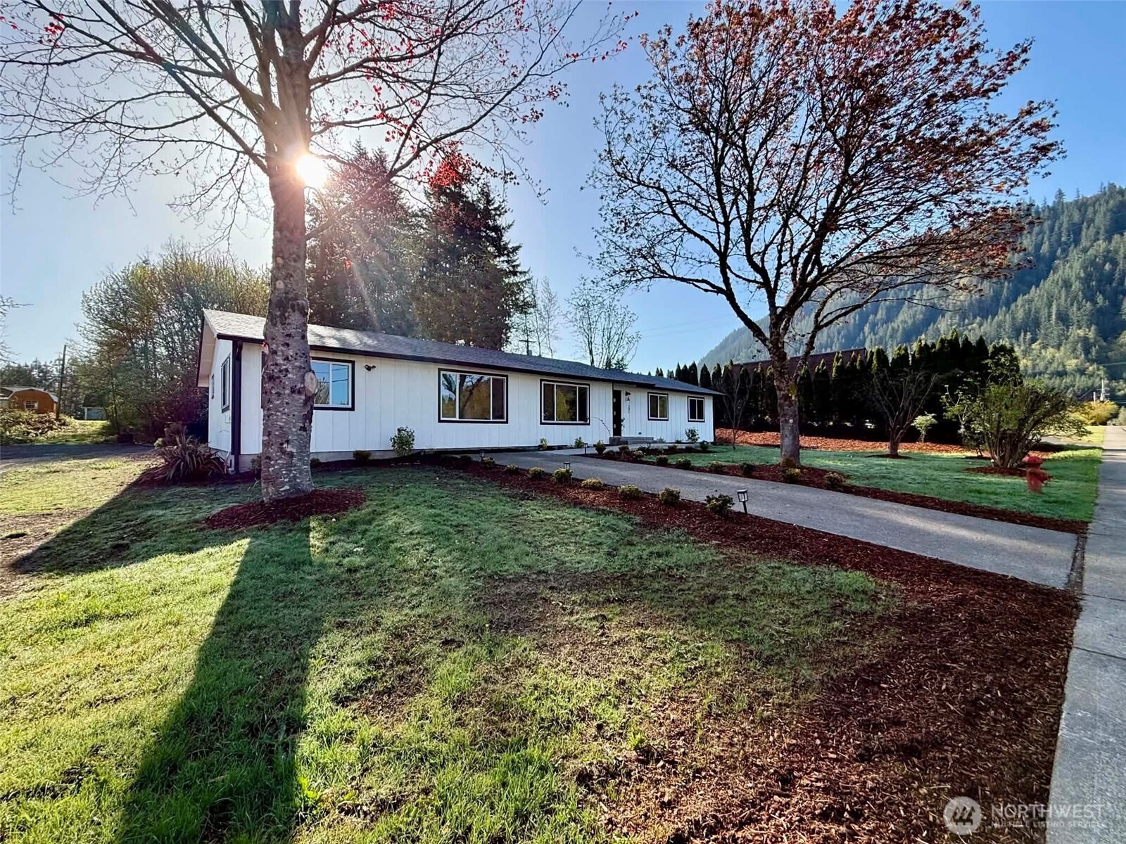 201 7th Street Property Photo 1