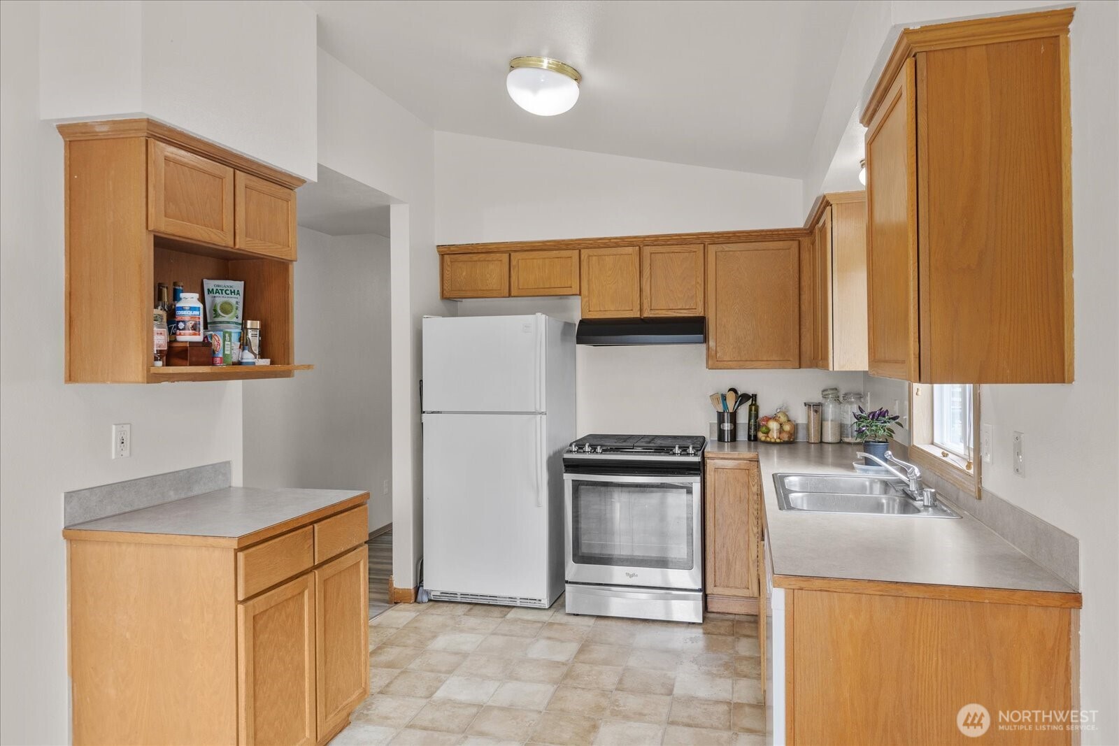 7713 63rd Street Property Photo 9