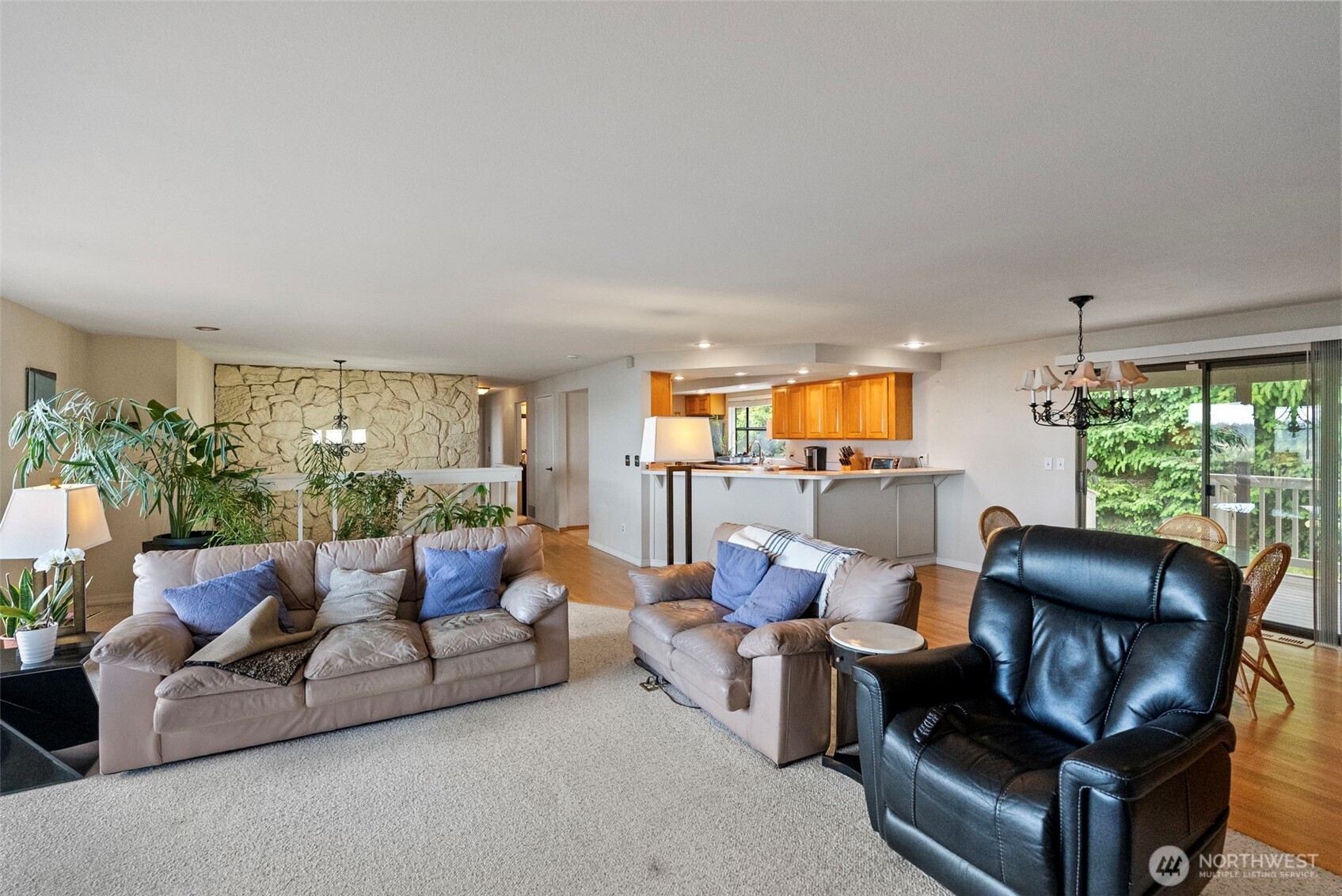6802 Rainier Avenue Property Photo 7