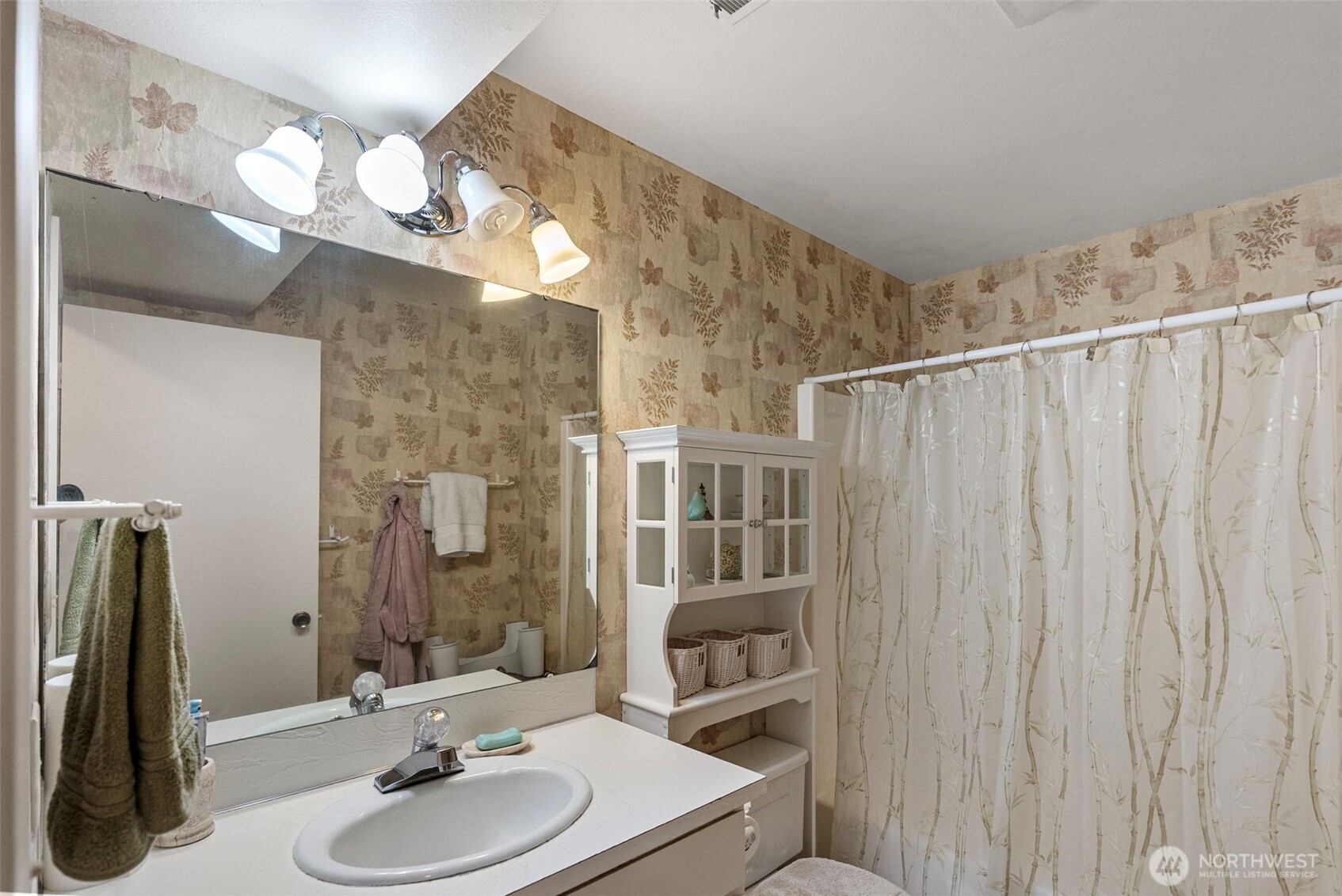 6802 Rainier Avenue Property Photo 28