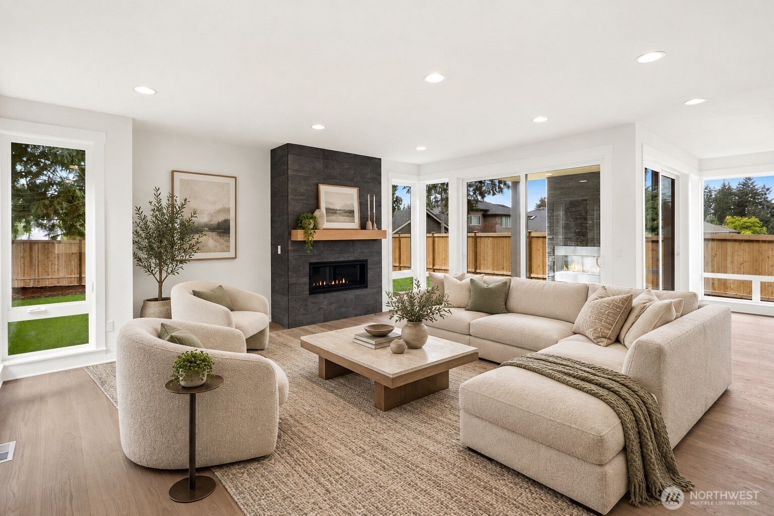 13710 42nd Avenue Property Photo 7