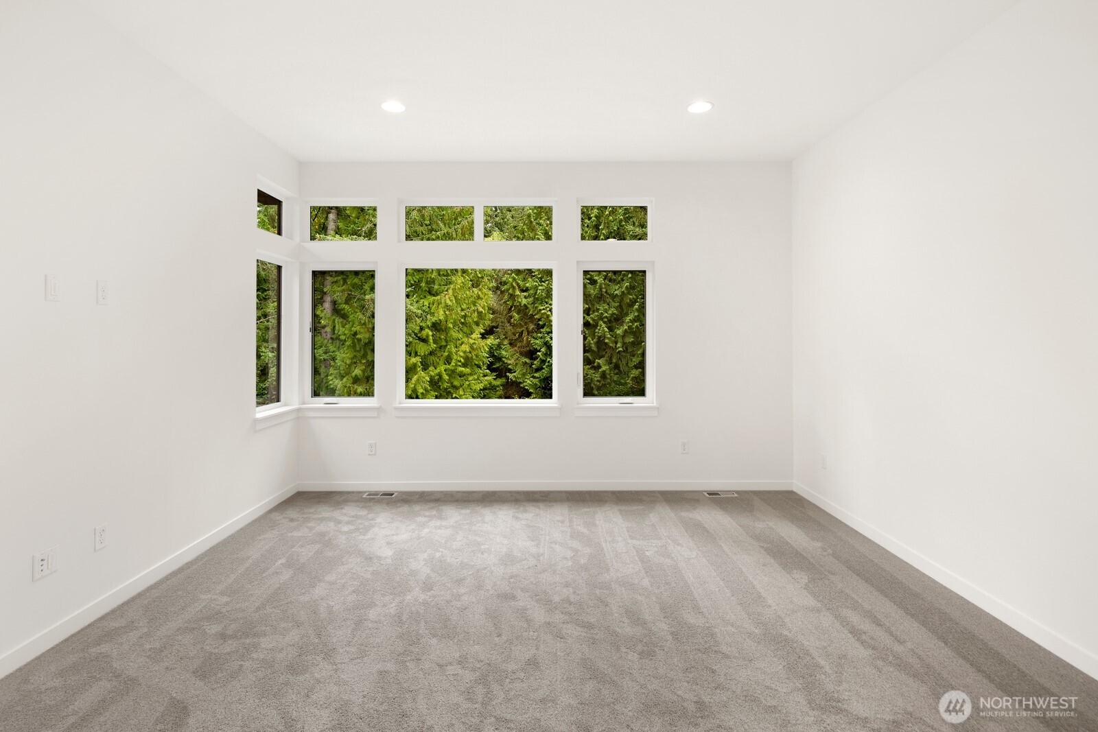 13710 42nd Avenue Property Photo 19