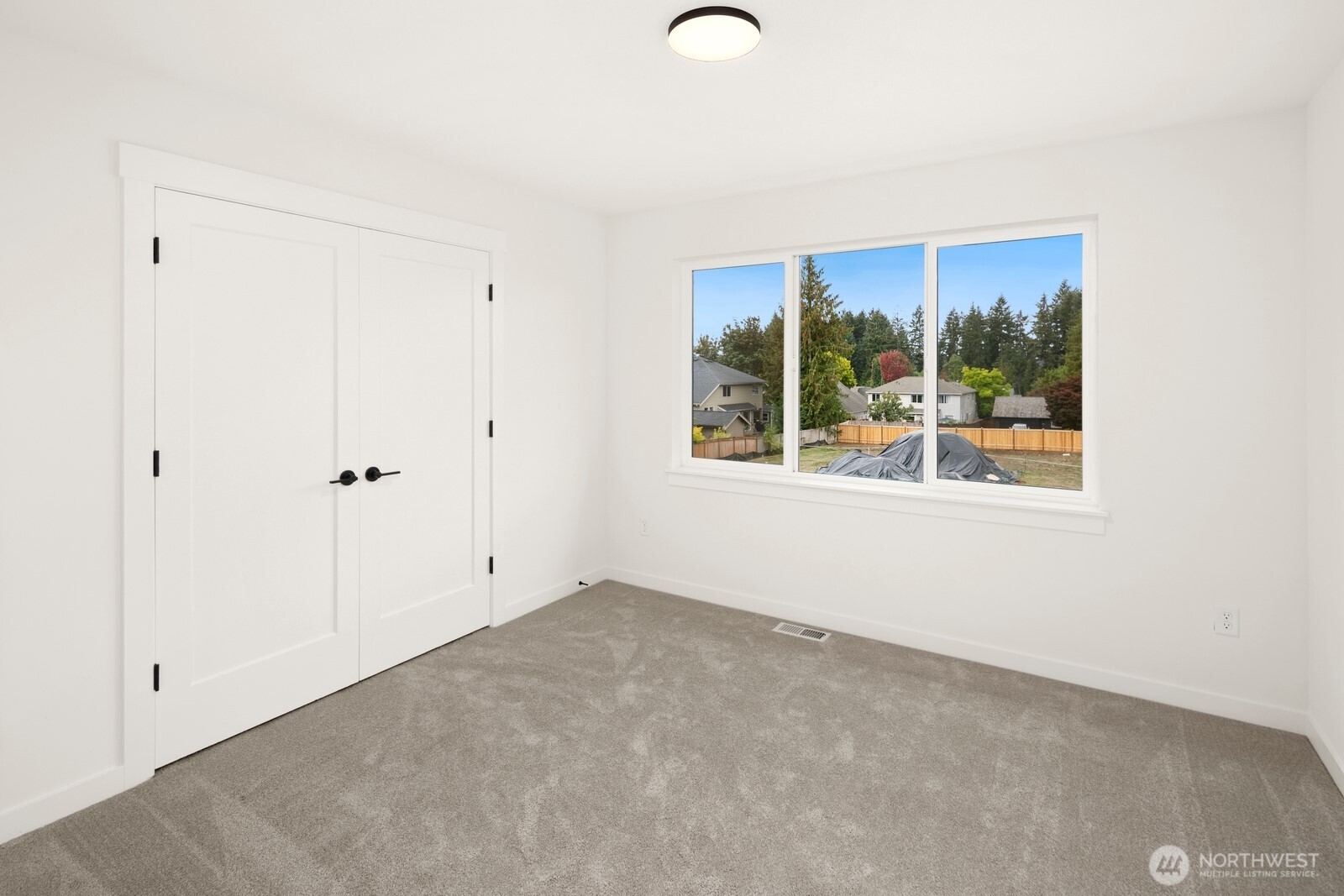 13710 42nd Avenue Property Photo 20