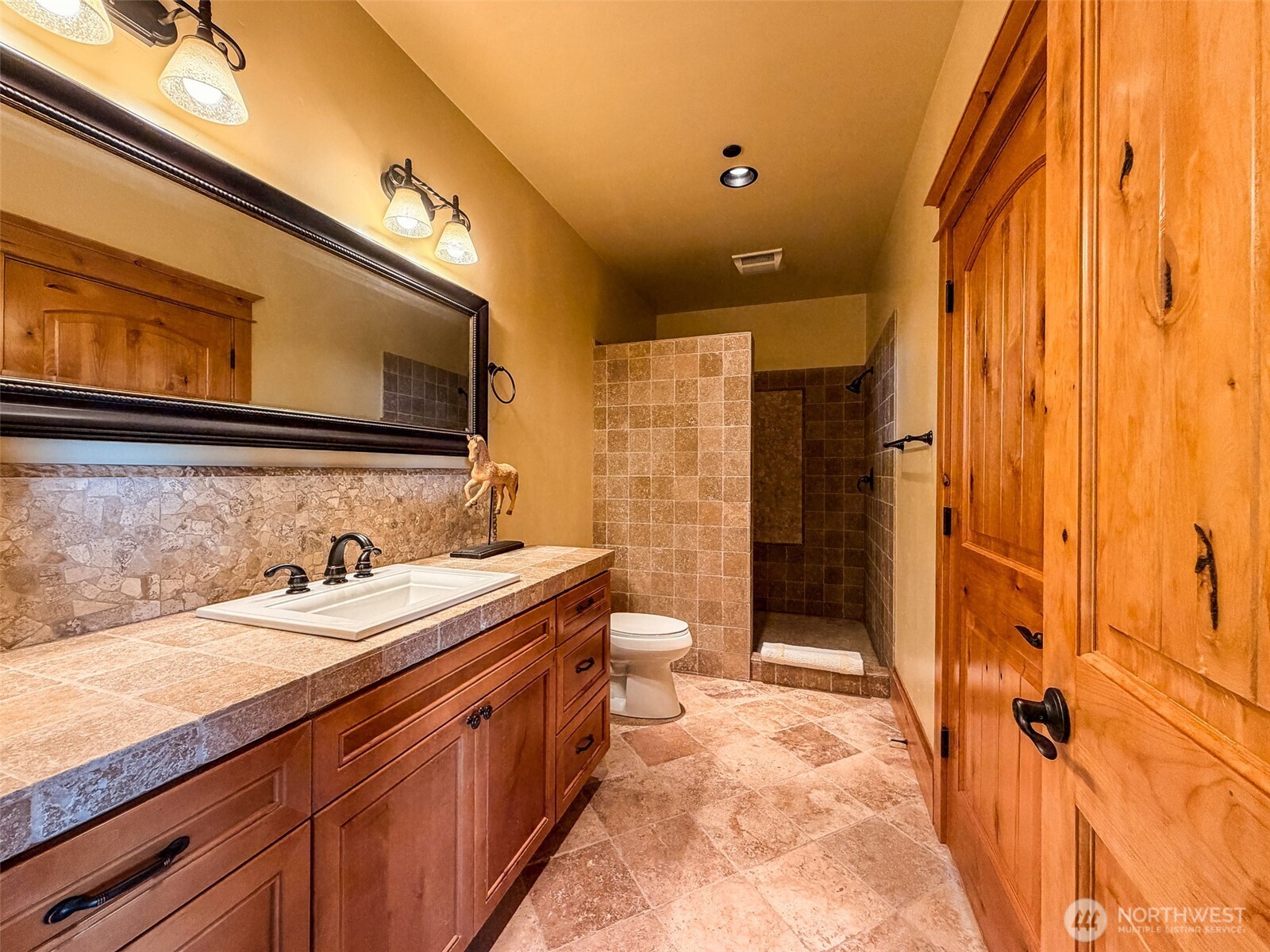 726 Pine Ridge Drive Property Photo 25