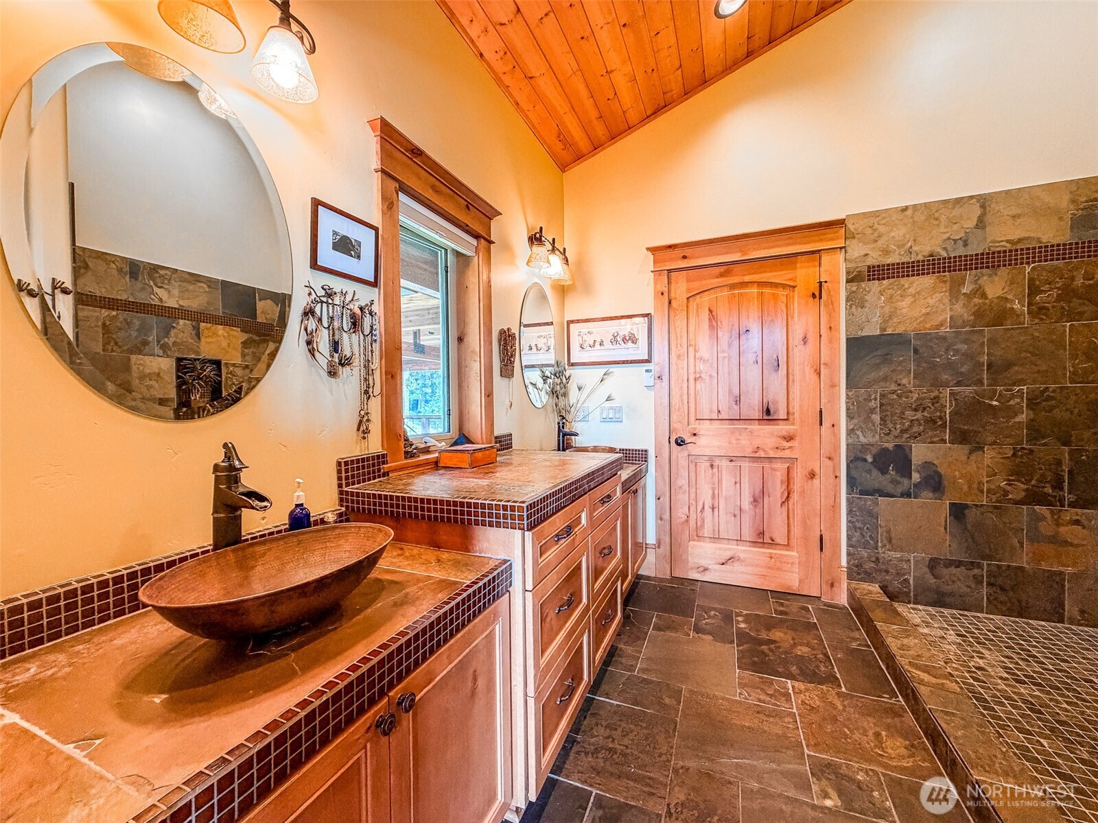 726 Pine Ridge Drive Property Photo 26