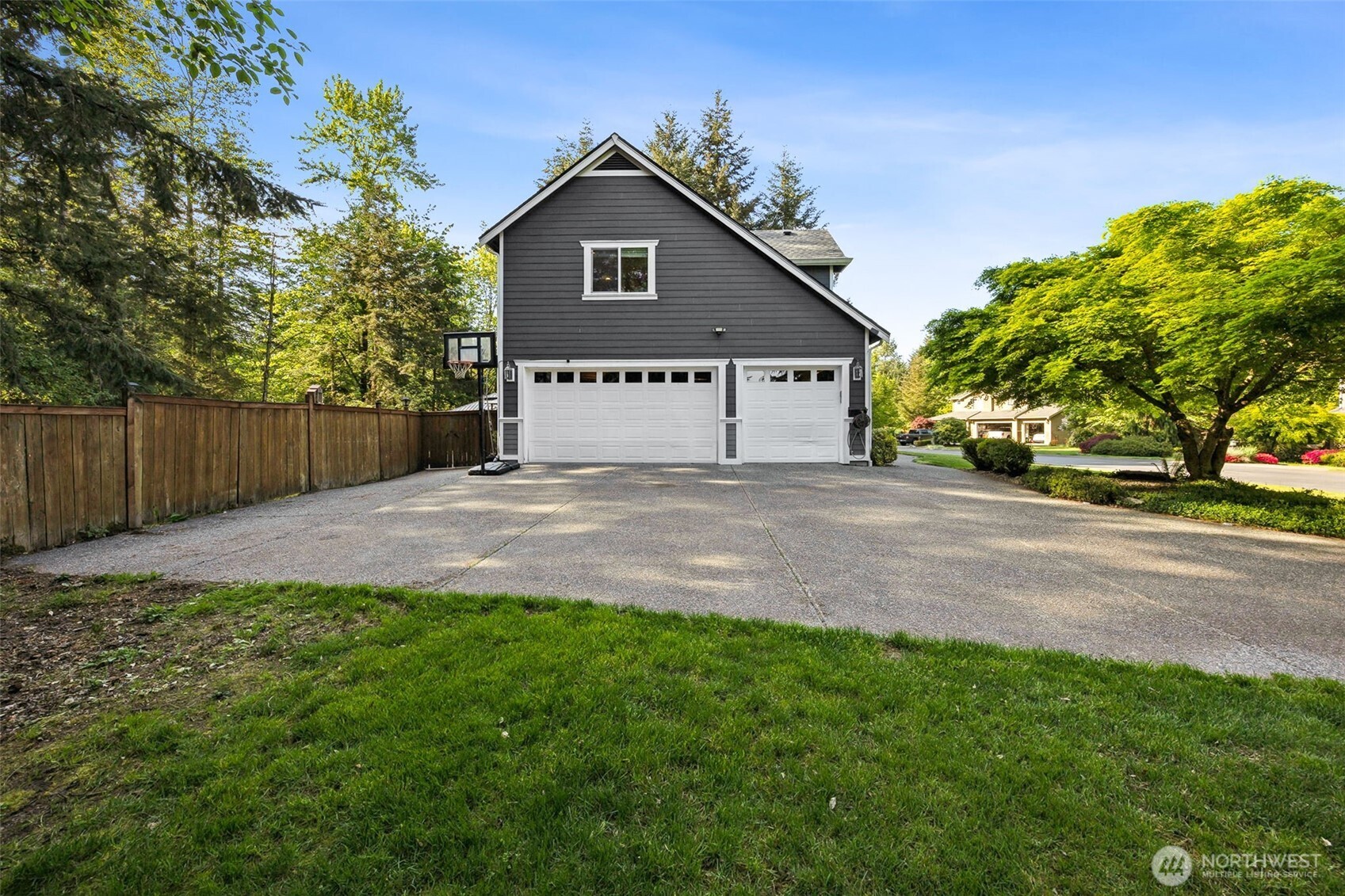 19010 5th Street Property Photo 2