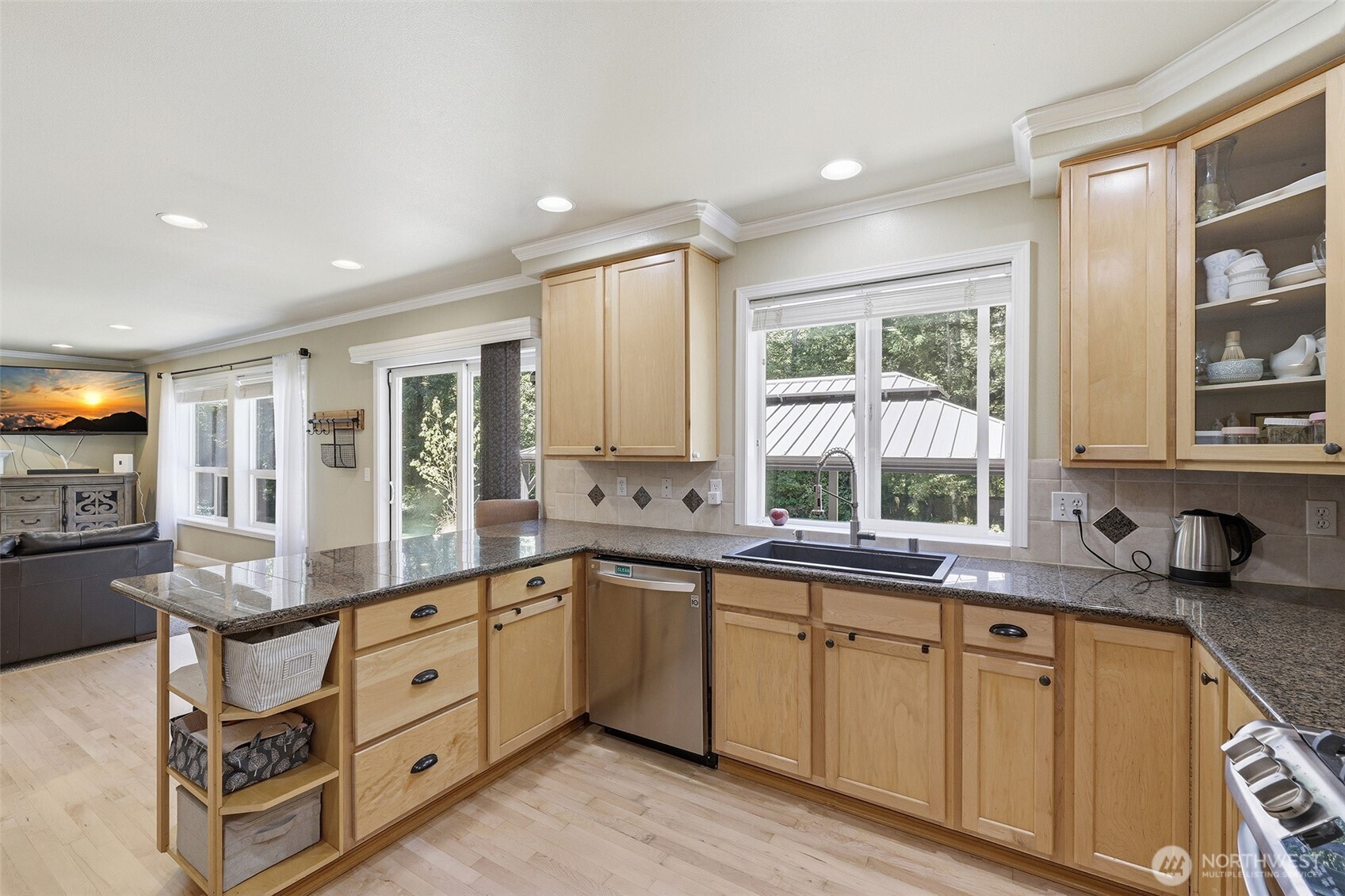 19010 5th Street Property Photo 11