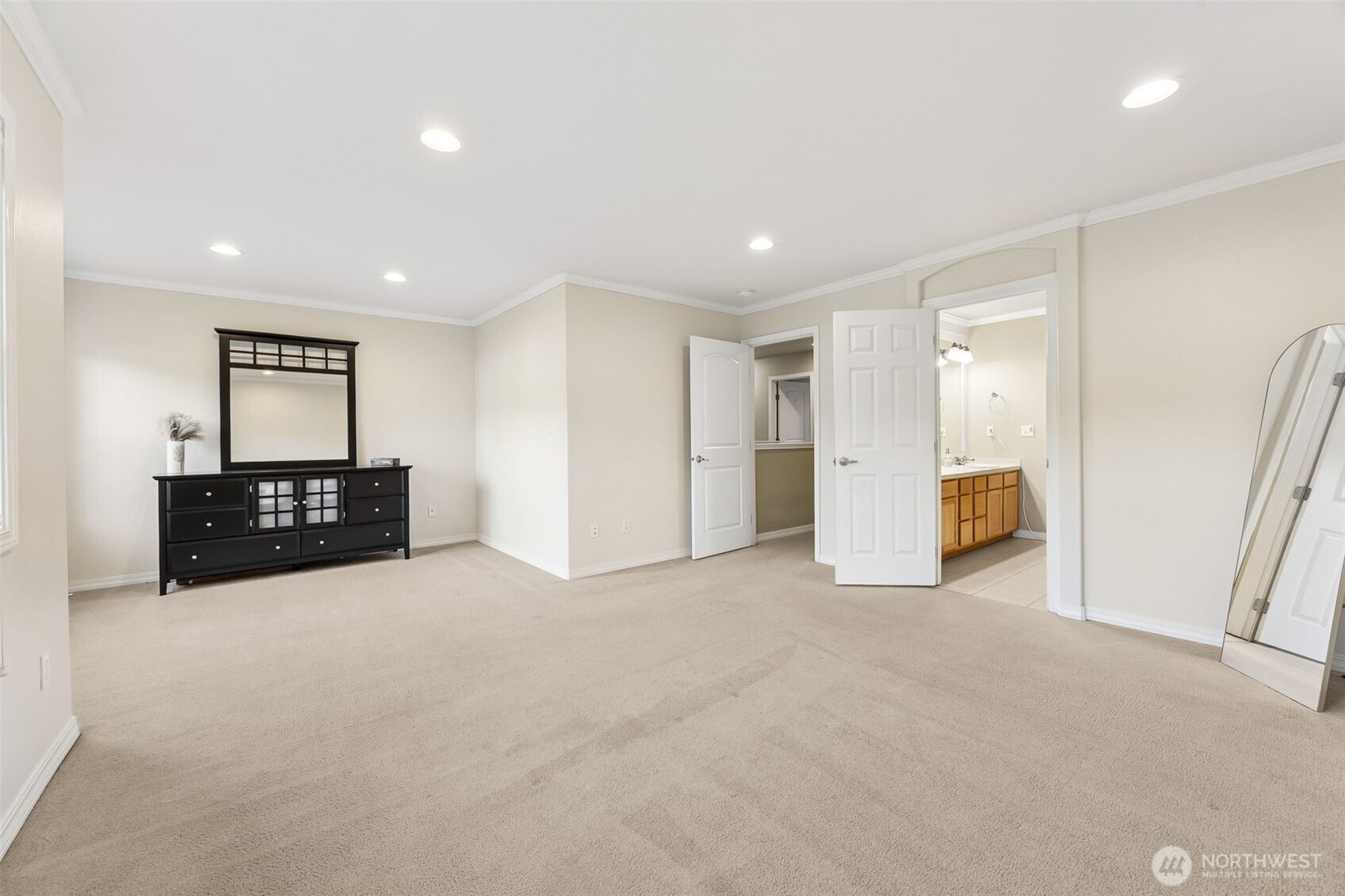 19010 5th Street Property Photo 18