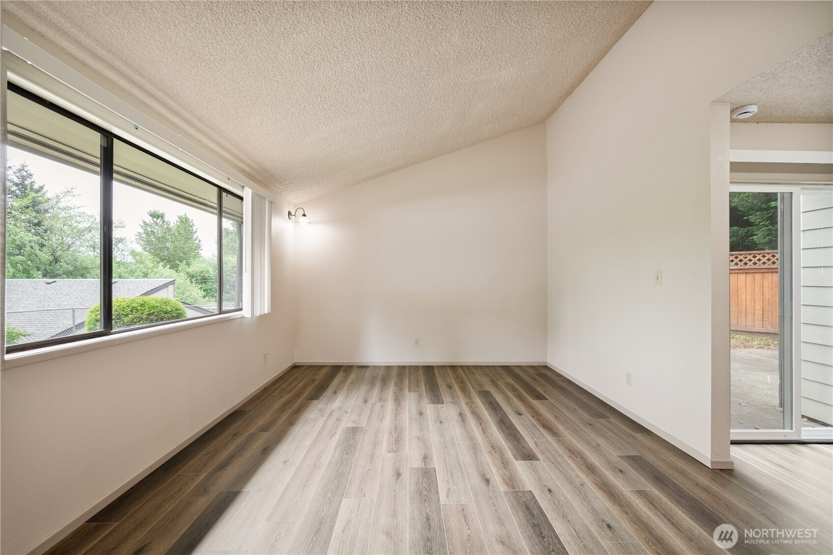157 Nevada Drive A-h Property Photo 5
