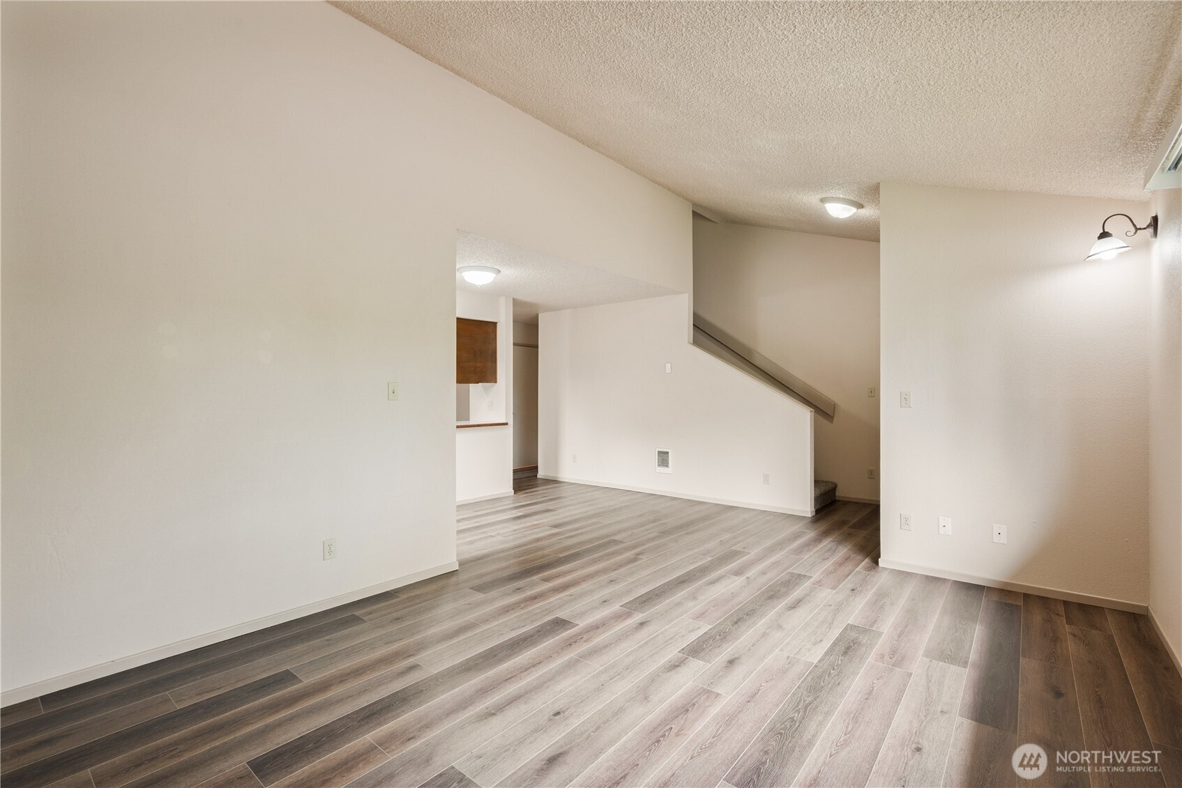 157 Nevada Drive A-h Property Photo 6