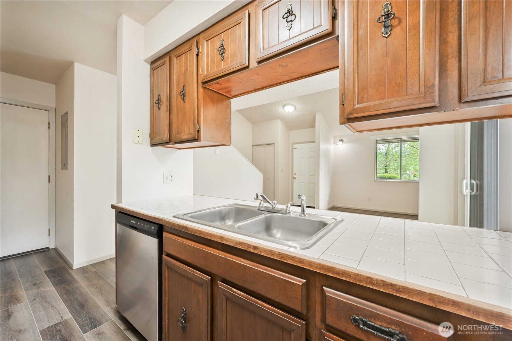 157 Nevada Drive A-h Property Photo 11