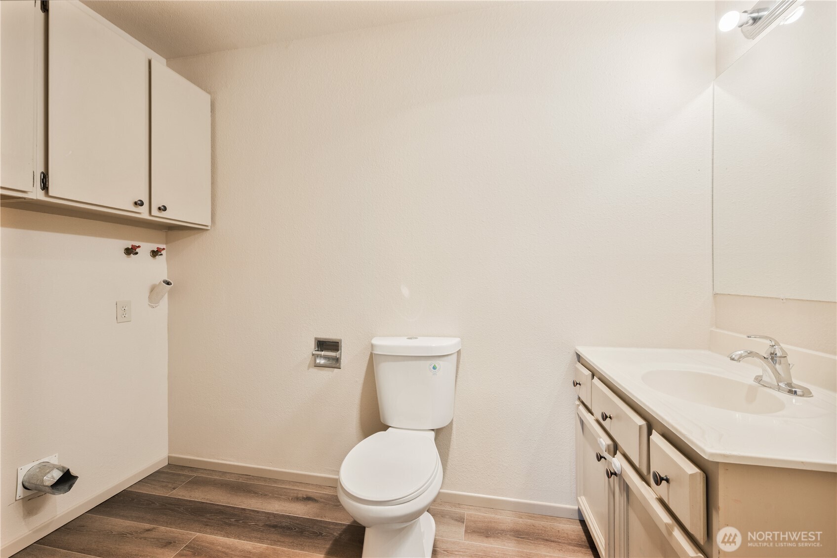 157 Nevada Drive A-h Property Photo 12