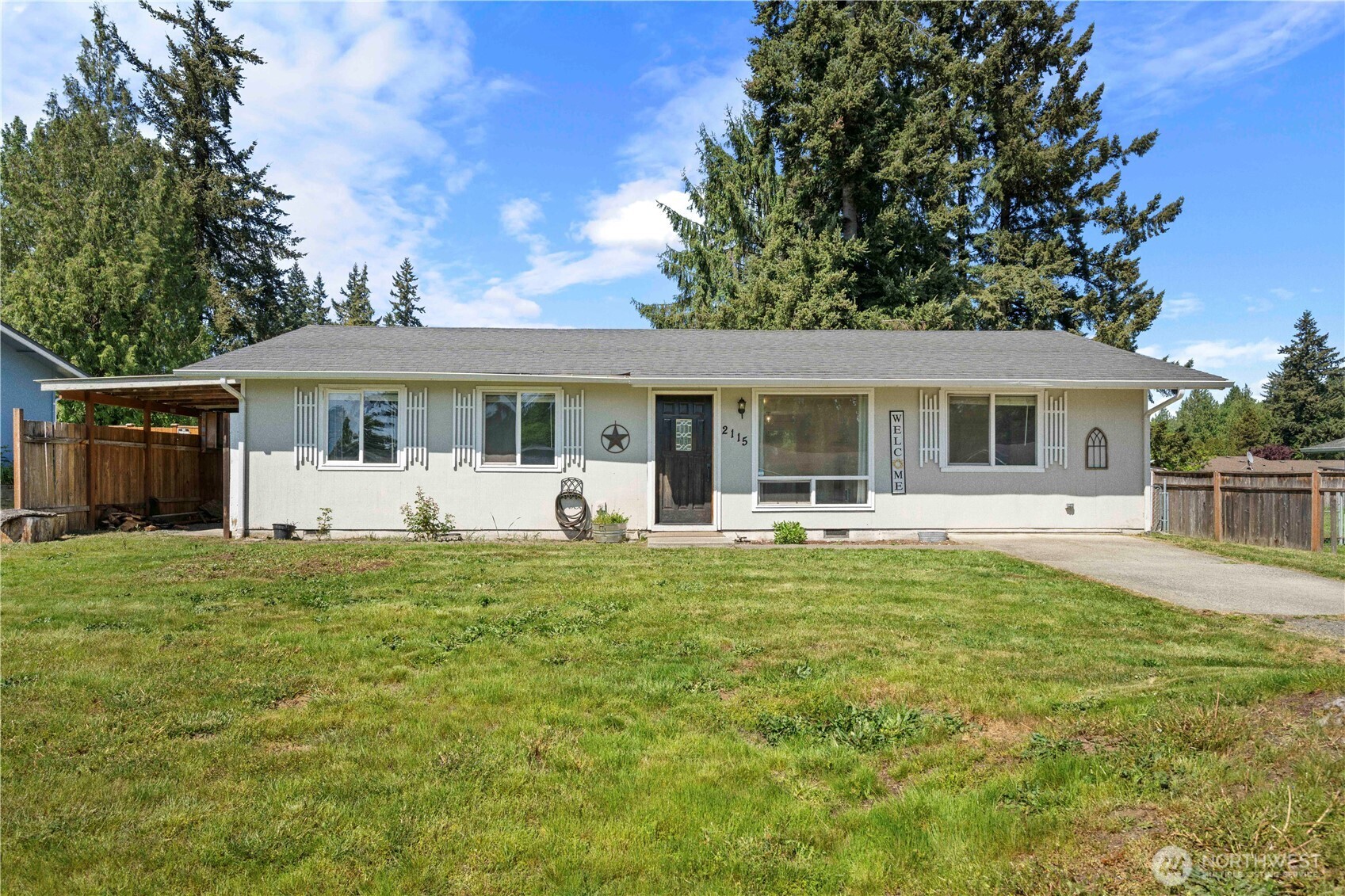 2115 140th Place Property Photo 1