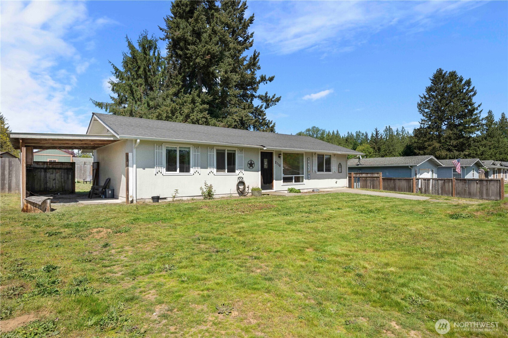 2115 140th Place Property Photo 2