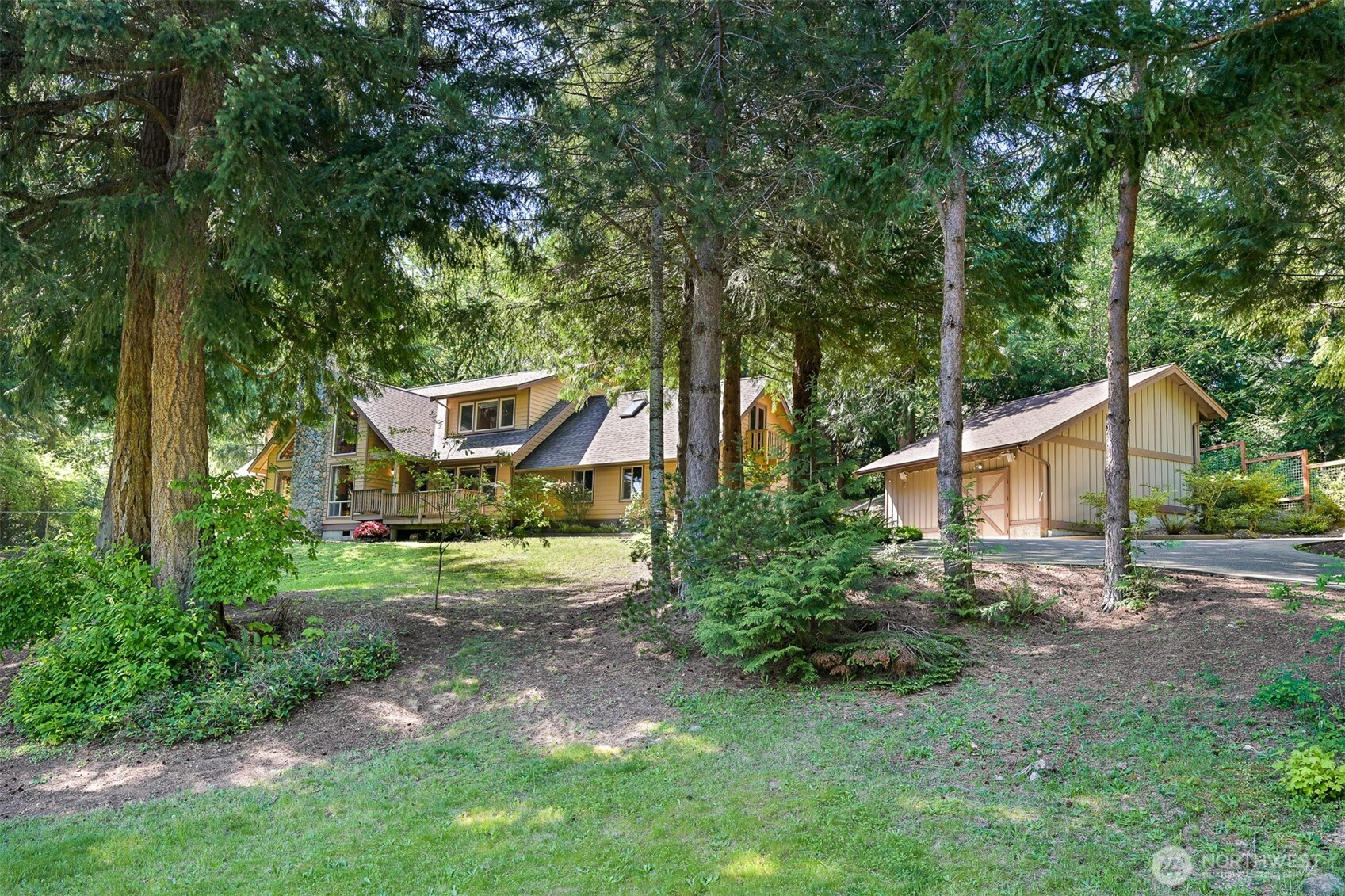3337 Agate Heights Rd Property Photo 2